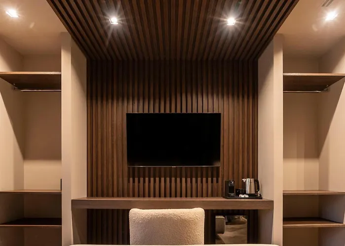 Bed & Breakfast Luci Su Cavour 4*