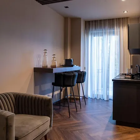 فندق مبيت وإفطار Luci Su Cavour باري